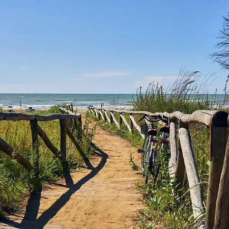First Floor Steps From The Apartment Bibione